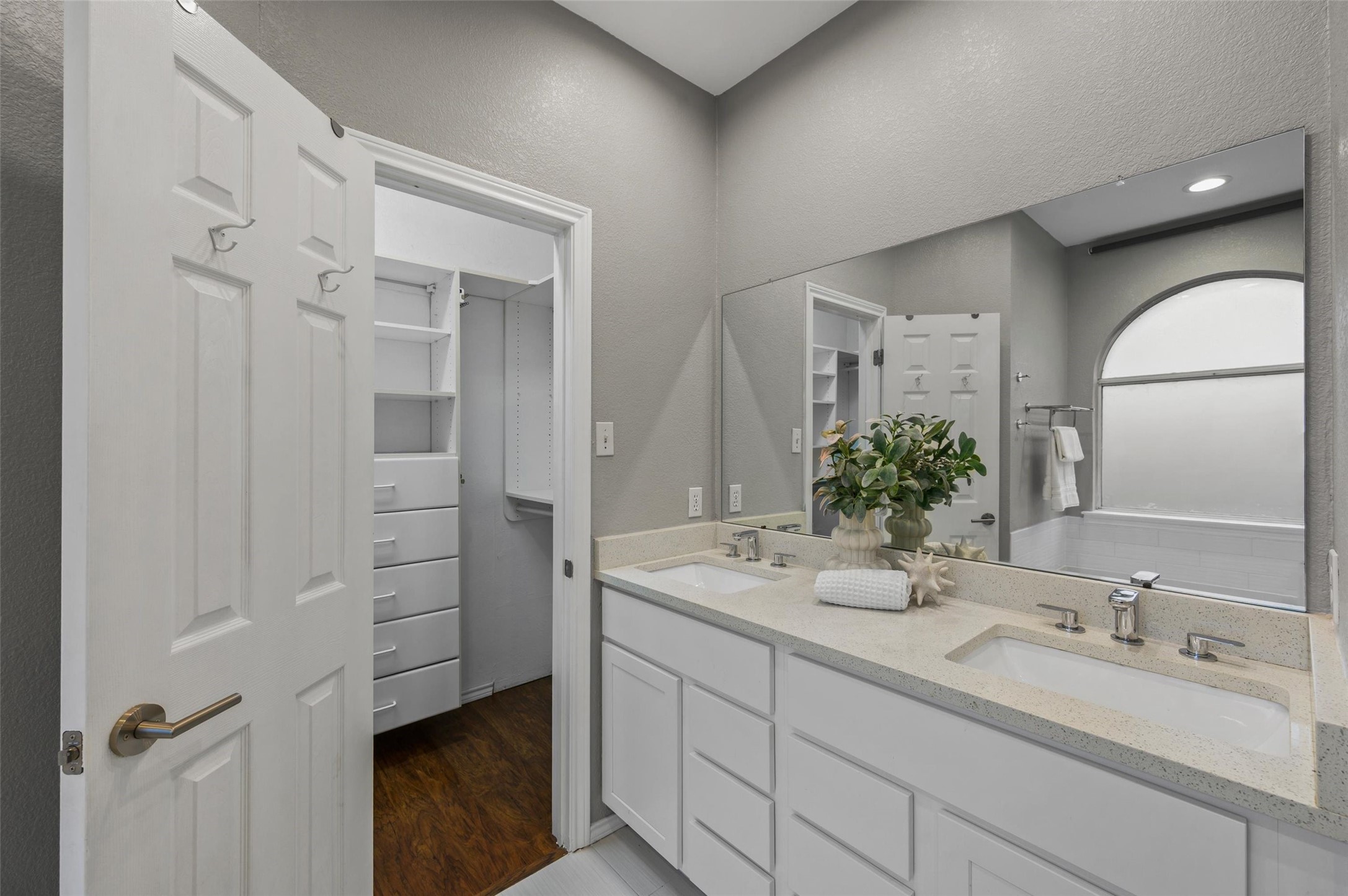 1819 Sandalwood Lane Grapevine TX 76051