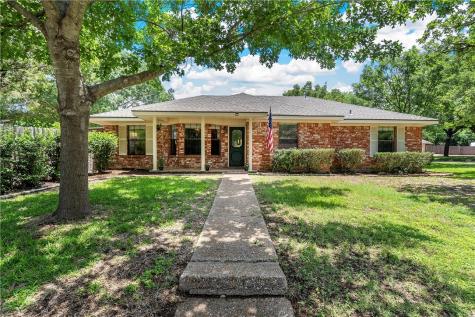 14057 Harbor Drive Woodway TX 76712