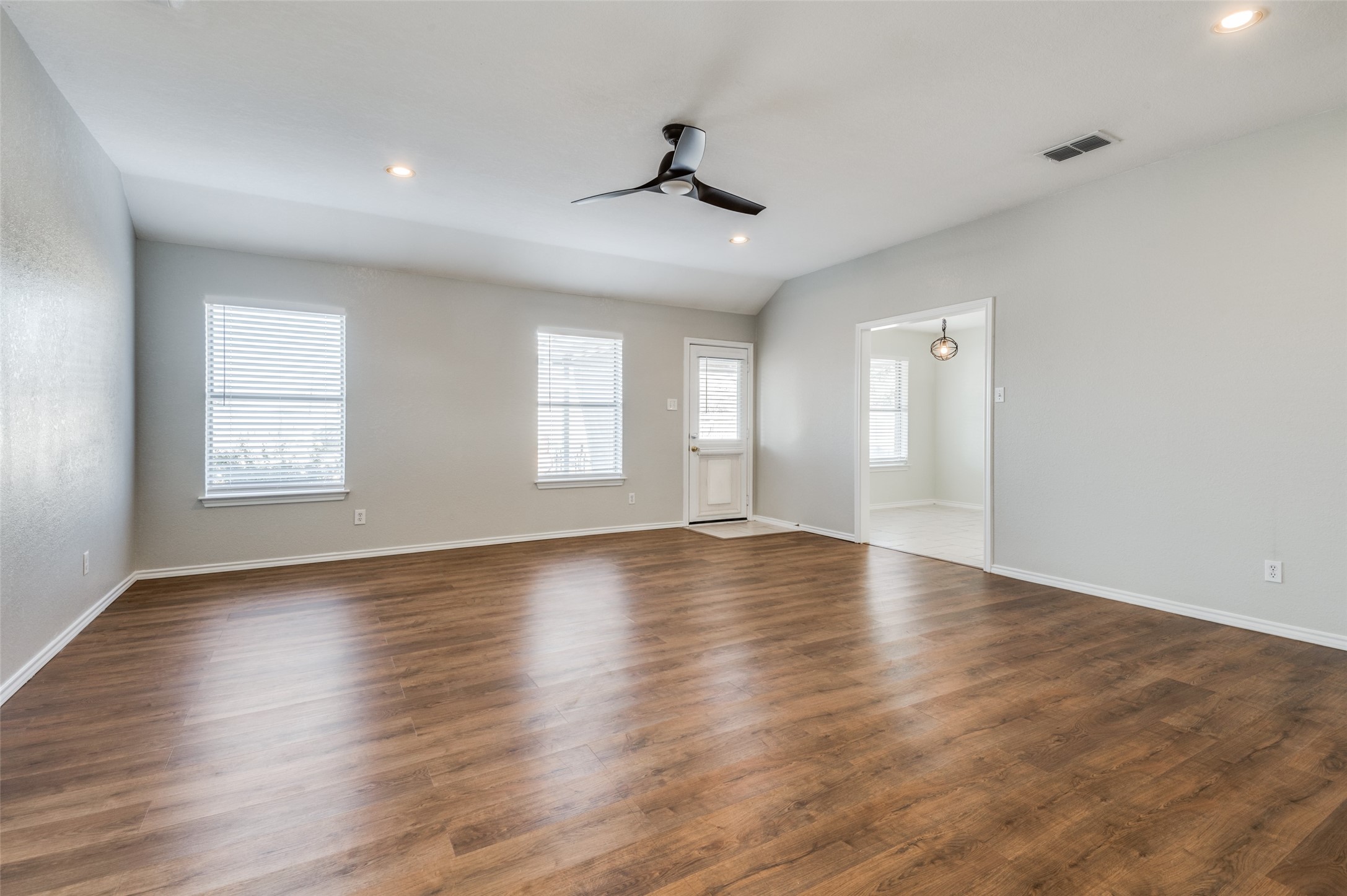 1521 Shawnee Road Waxahachie TX 75165