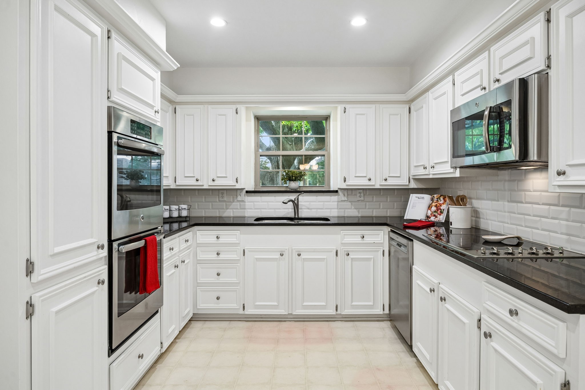 2218 Acacia Street Richardson TX 75082