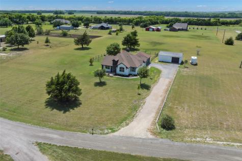753 County Road 4444 Trenton TX 75490