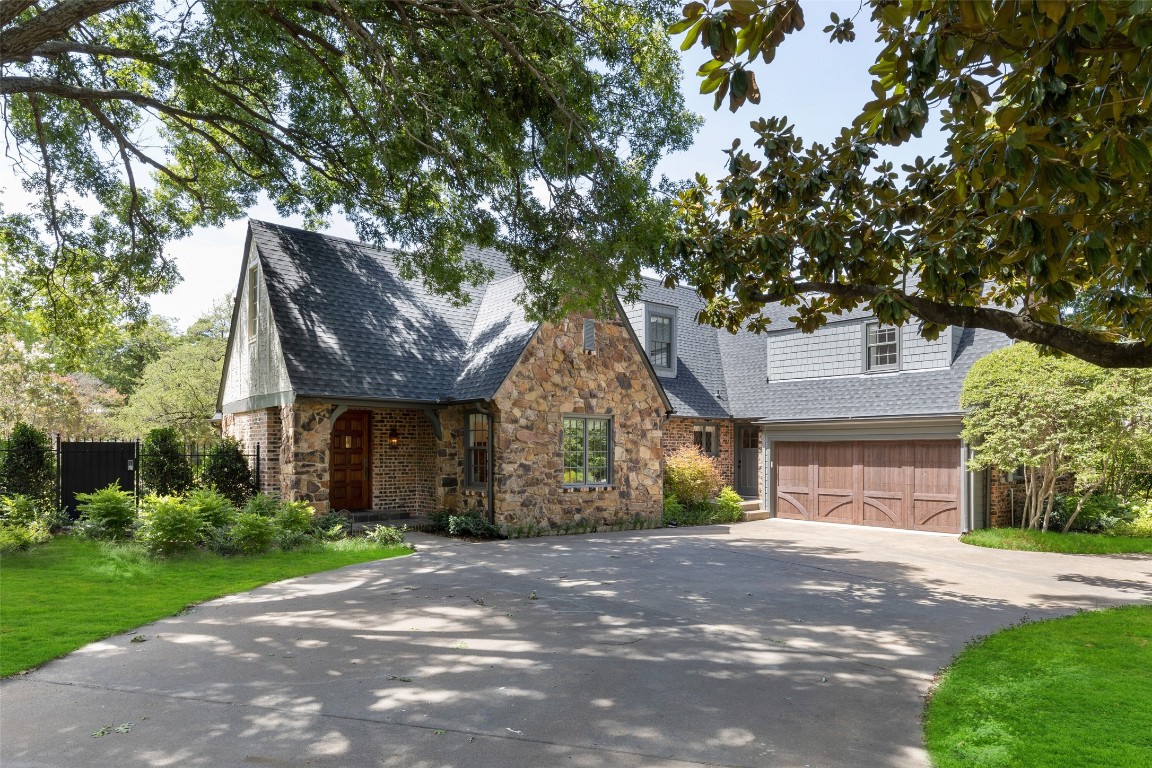 5336 Montrose Drive Dallas TX 75209