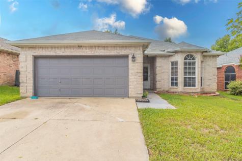 518 Blueberry Hill Lane Mansfield TX 76063