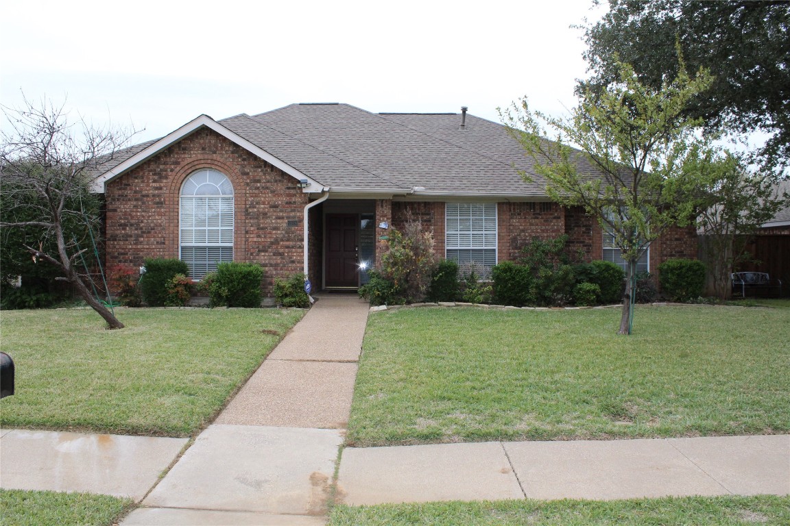 1328 Falcon Drive Lewisville TX 75077