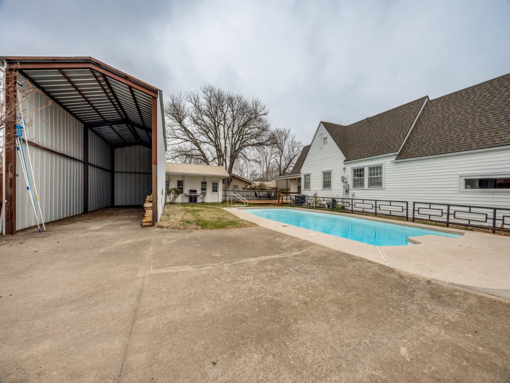 701 Market Street E Honey Grove TX 75446