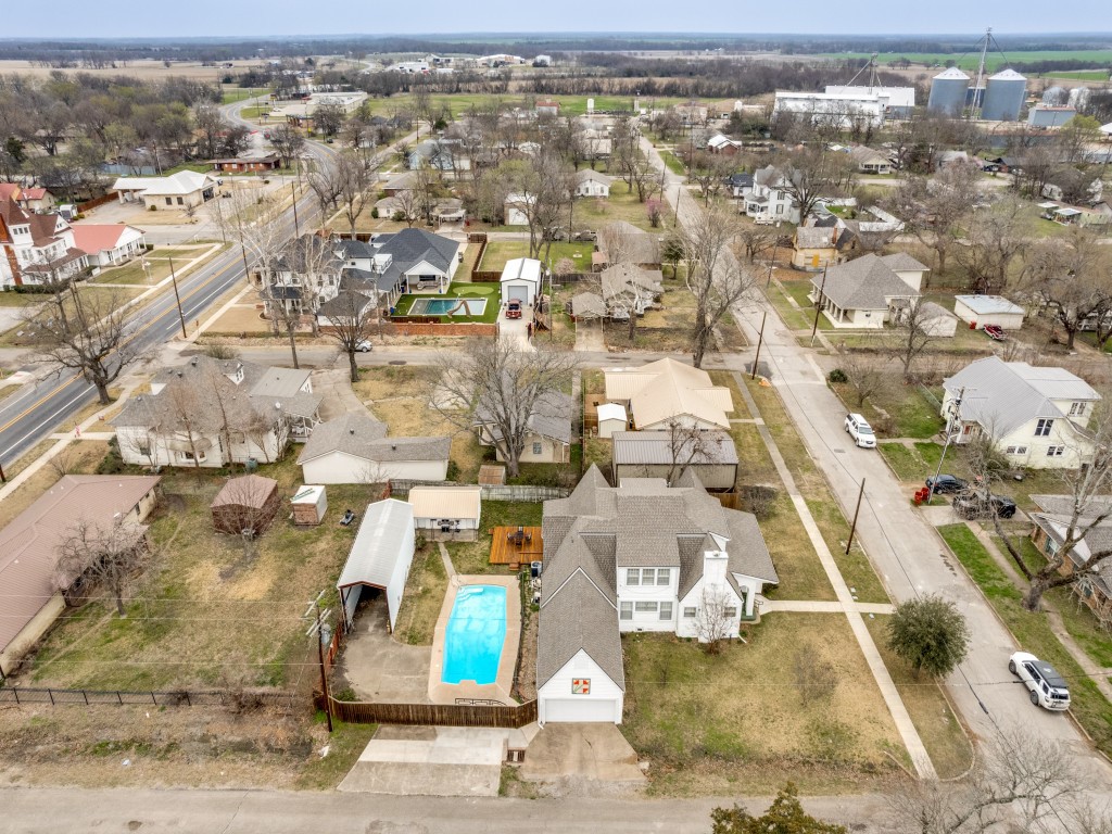 701 Market Street E Honey Grove TX 75446