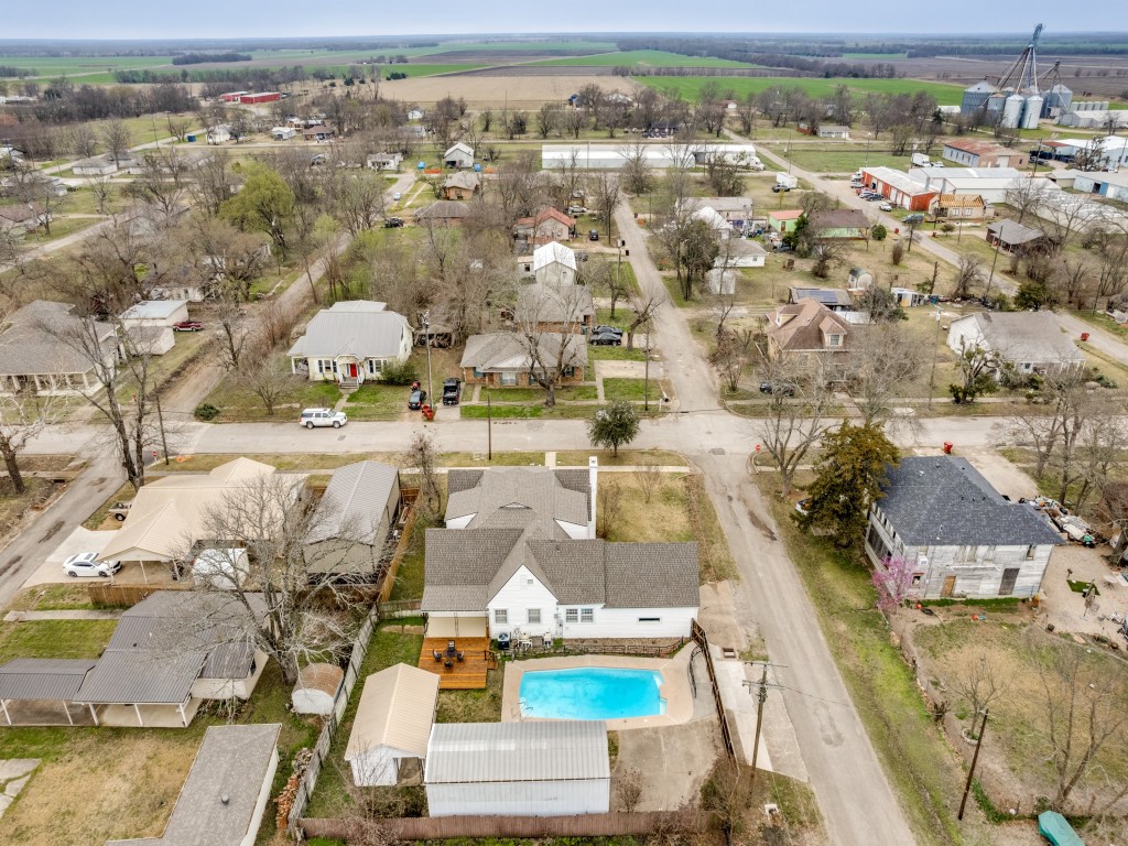 701 Market Street E Honey Grove TX 75446