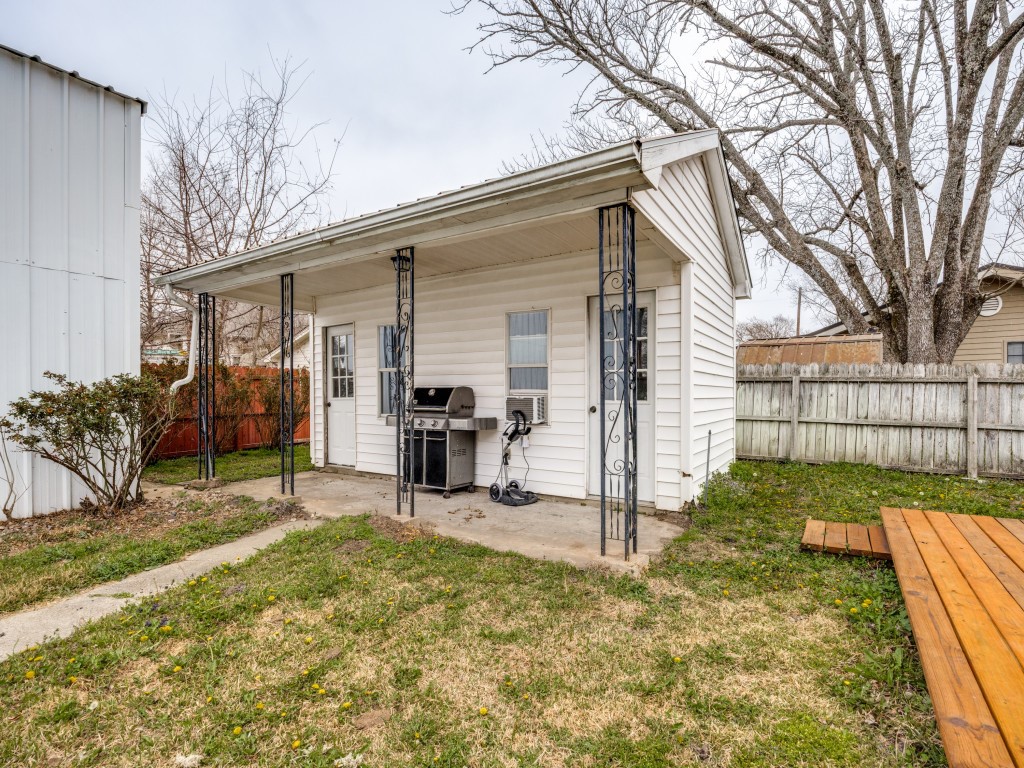 701 Market Street E Honey Grove TX 75446