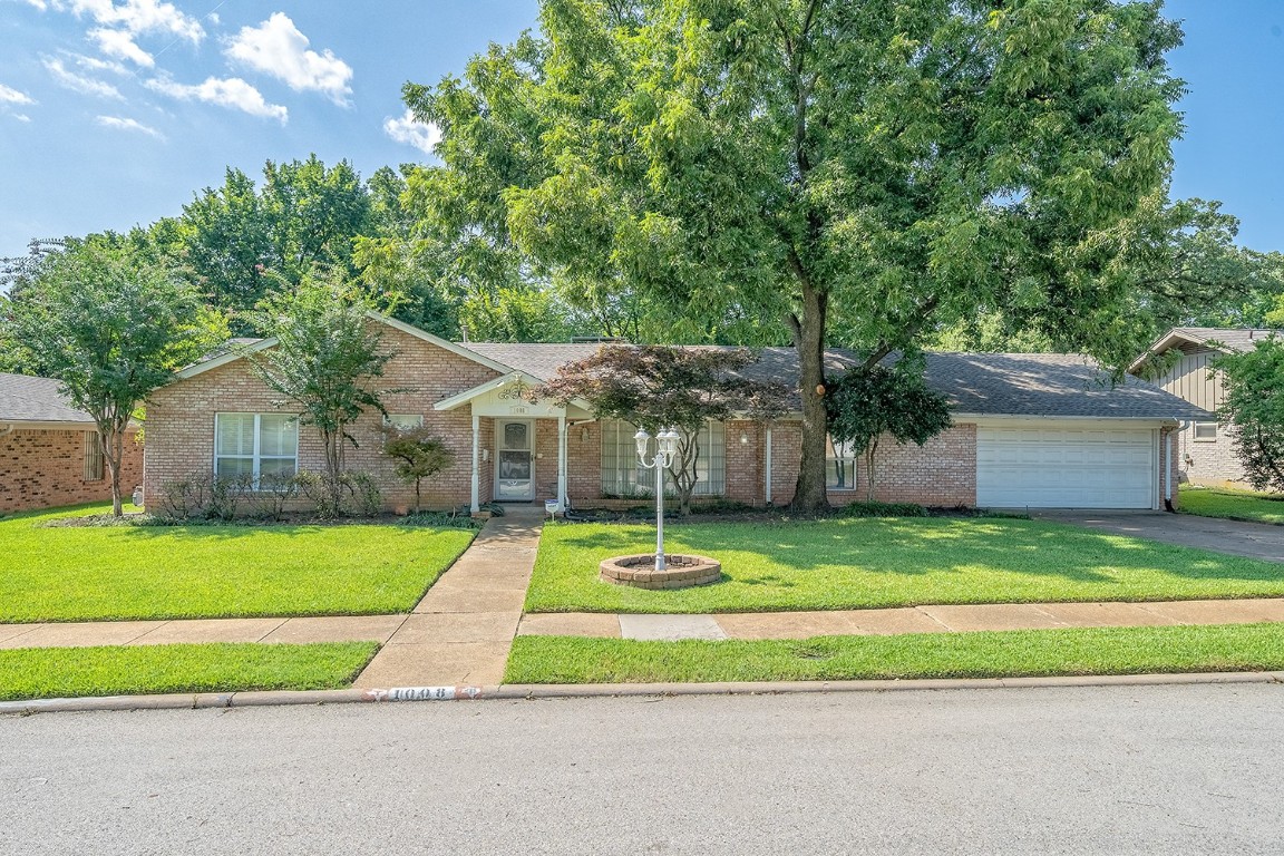 1008 Sleepy Hollow Drive N Irving TX 75061