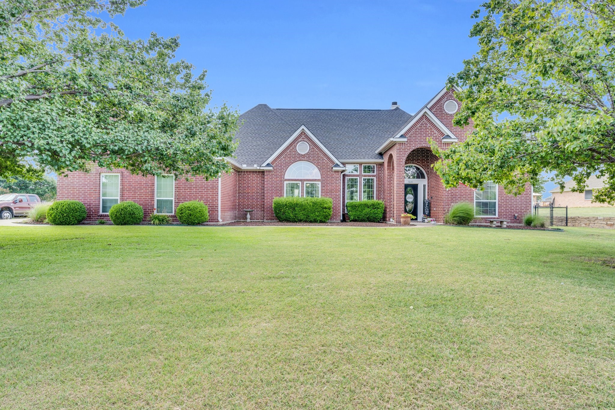 5631 Mission Court Midlothian TX 76065