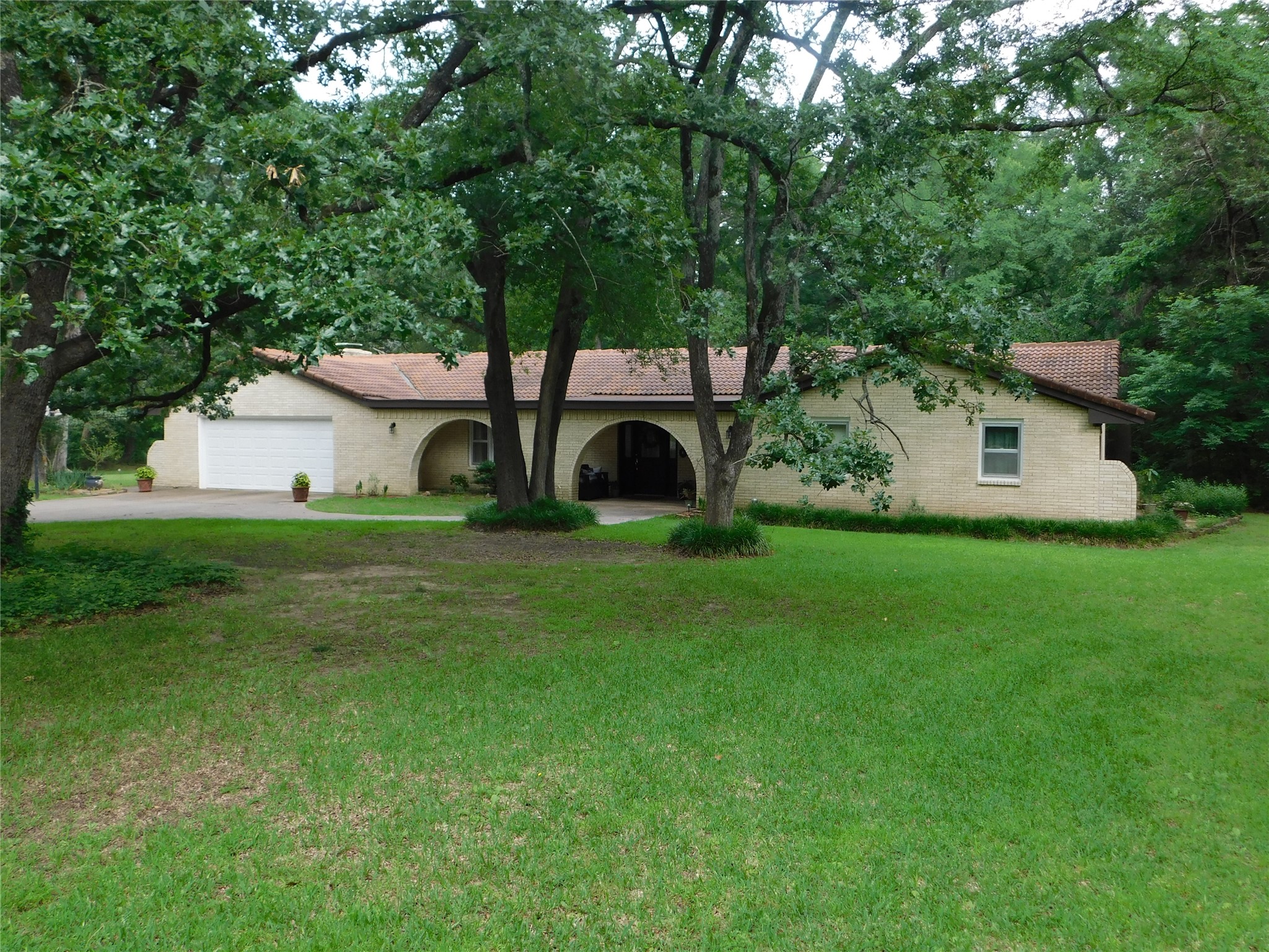 2126 County Road 1450 Bonham TX 75418