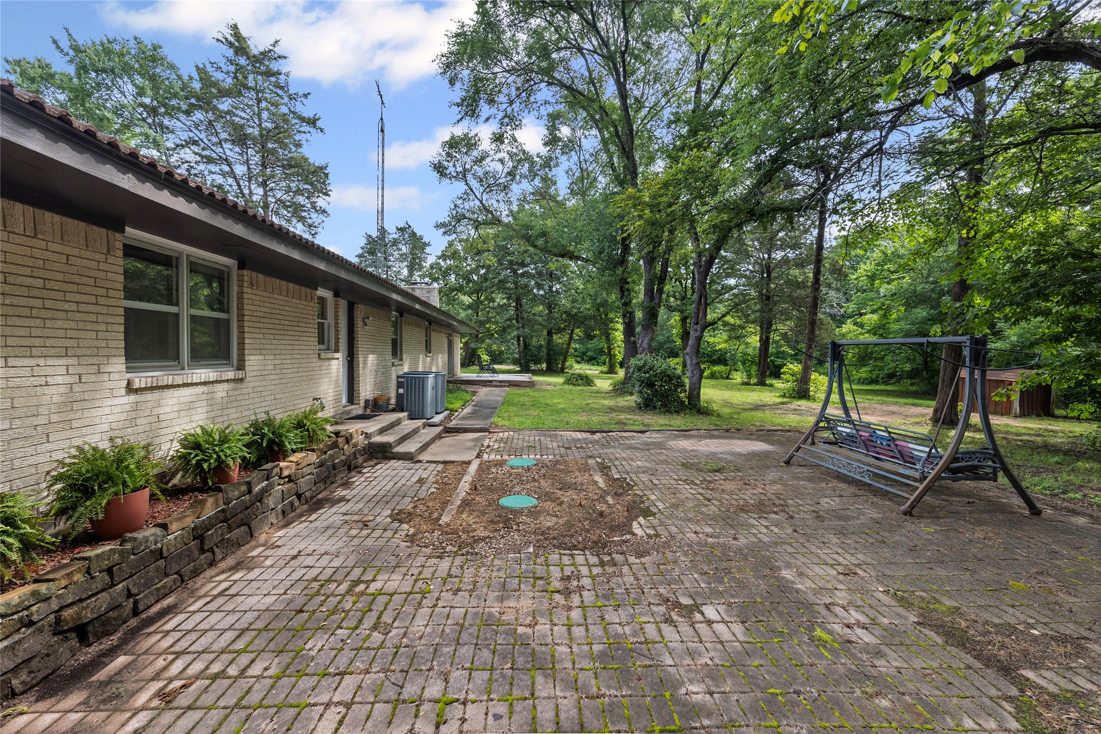 2126 County Road 1450 Bonham TX 75418
