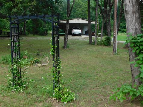 2126 County Road 1450 Bonham TX 75418
