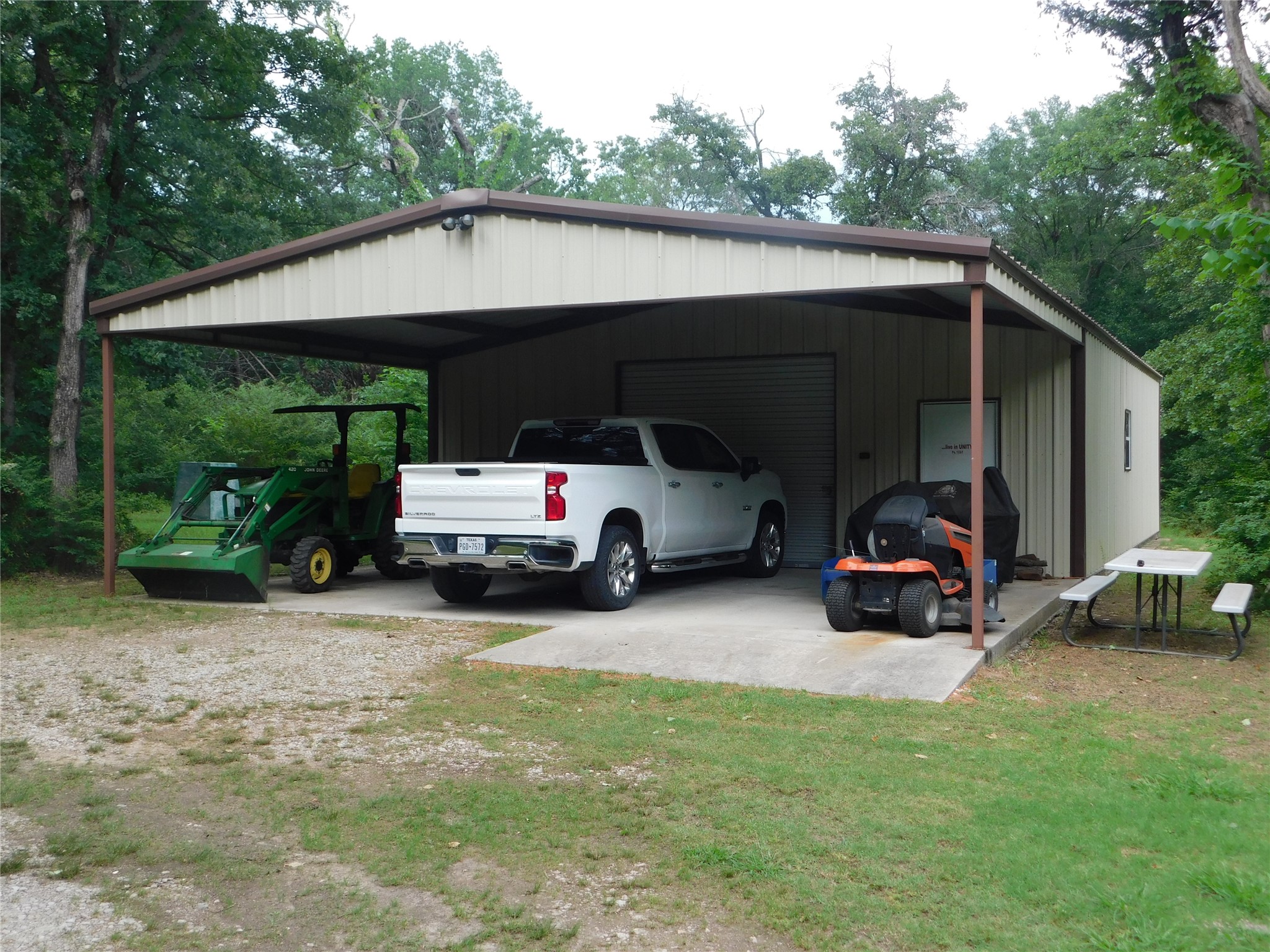 2126 County Road 1450 Bonham TX 75418