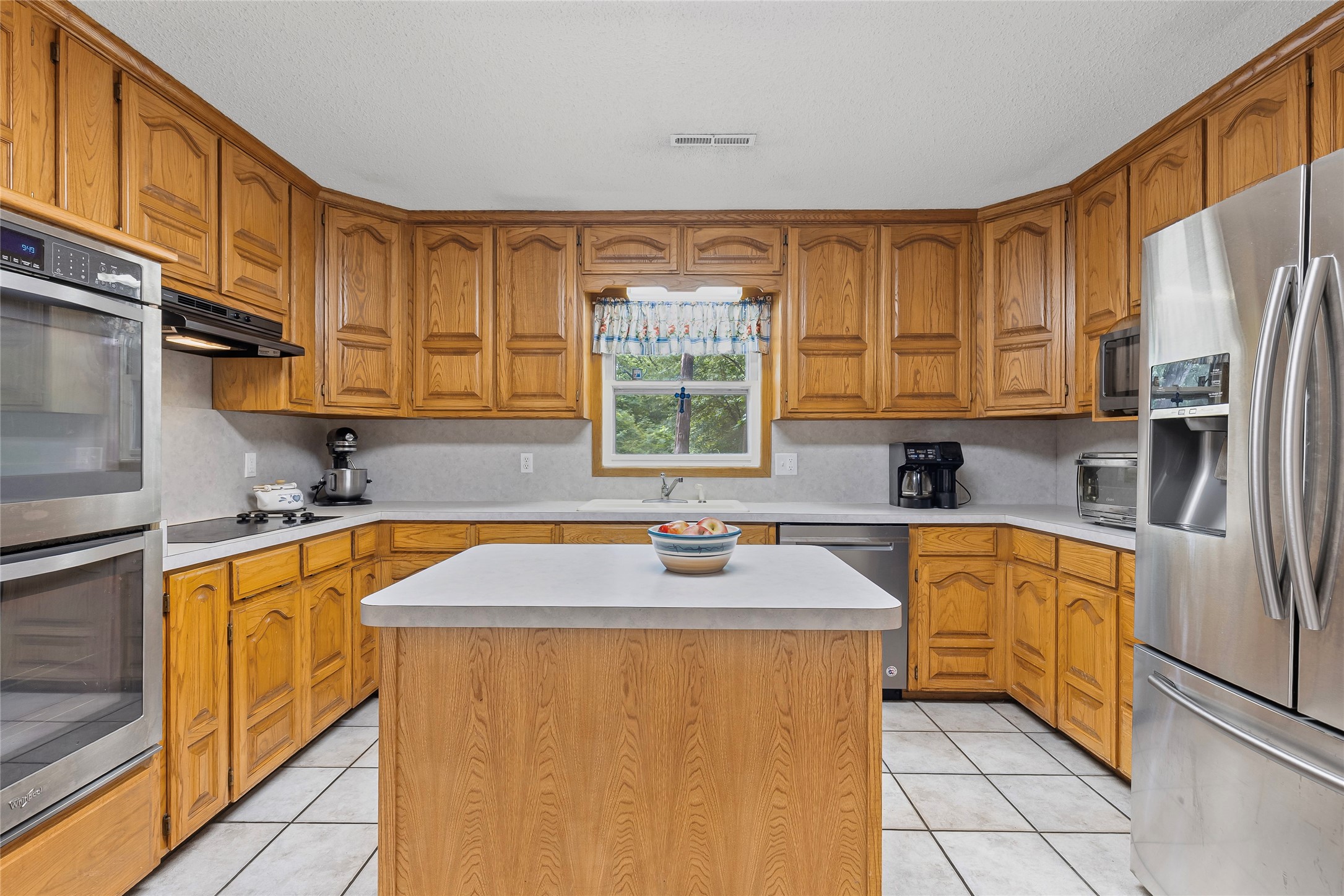 2126 County Road 1450 Bonham TX 75418