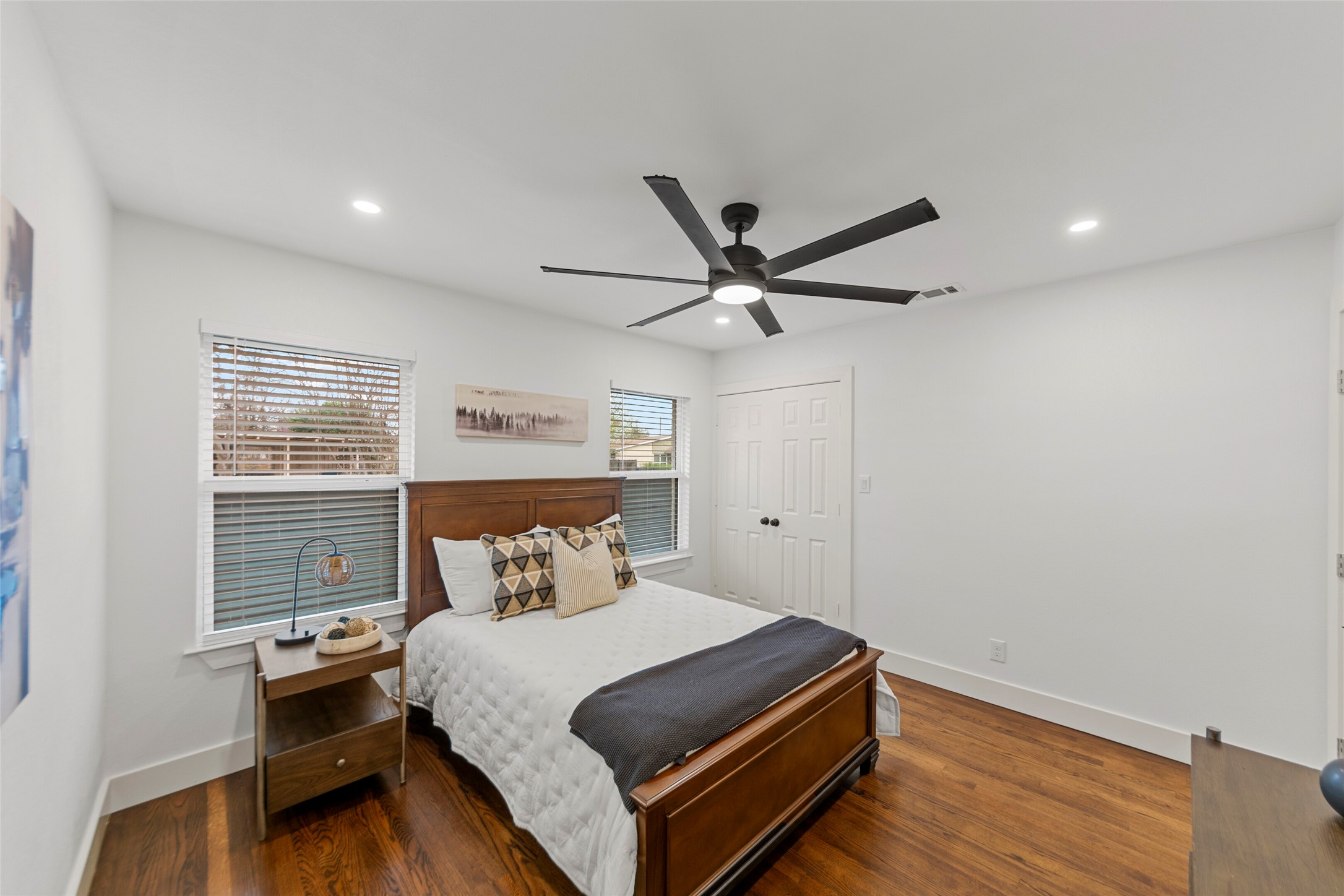 2945 Healey Drive Dallas TX 75228