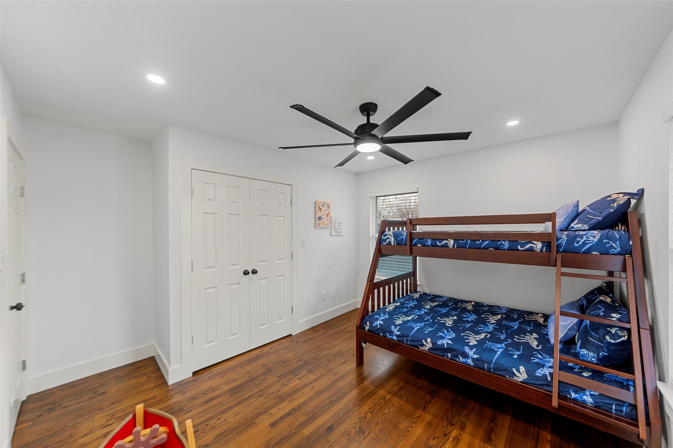 2945 Healey Drive Dallas TX 75228