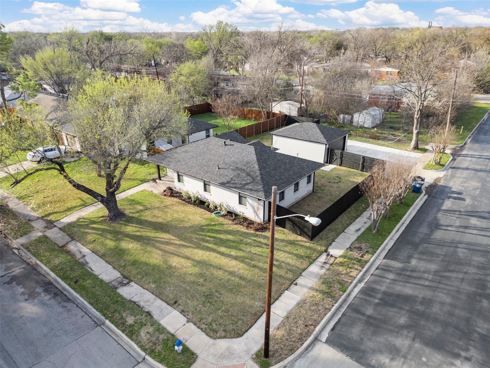 2945 Healey Drive Dallas TX 75228
