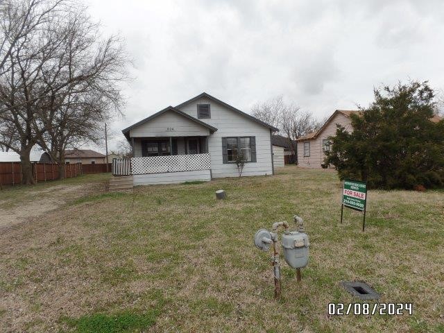 504 N Edward Street Quinlan TX 75474