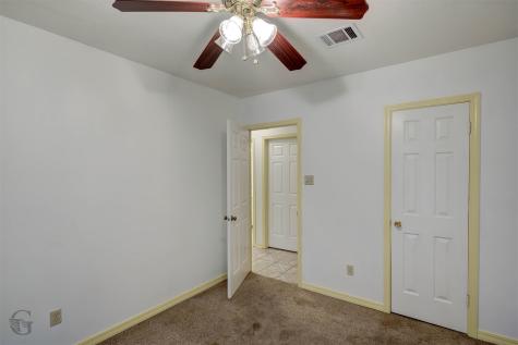 1407 Edgemont Circle Bossier City LA 71111