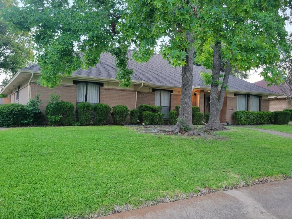 302 Cardinal Creek Drive Duncanville TX 75137