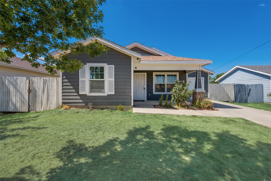 5301 Greenlee Street Fort Worth TX 76112