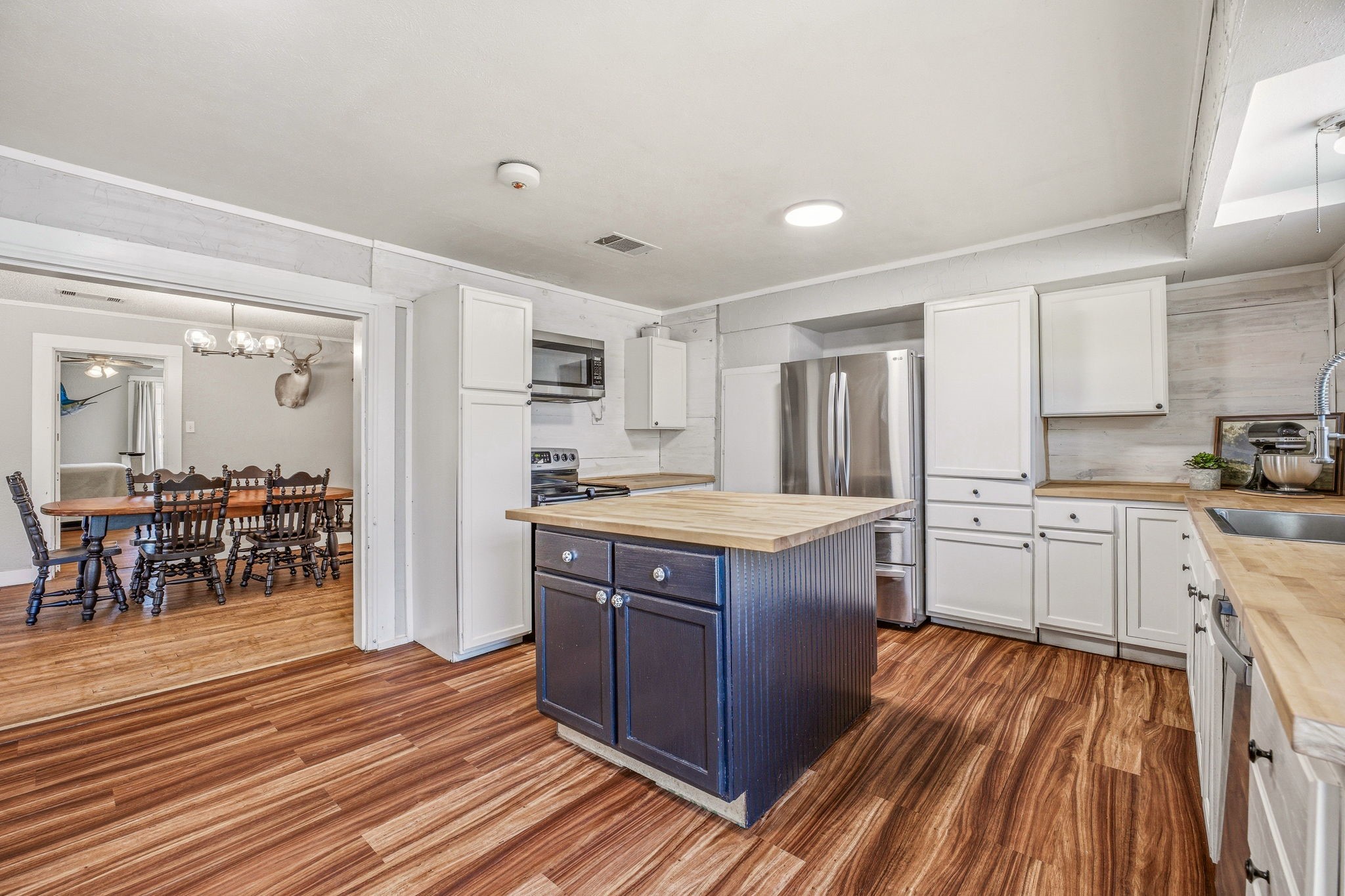733 S Austin Street De Leon TX 76444