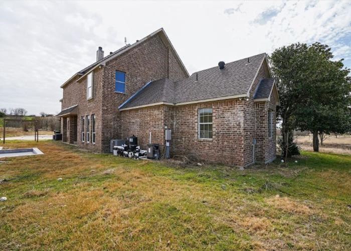 437 Aledo Creeks Road E Fort Worth TX 76126