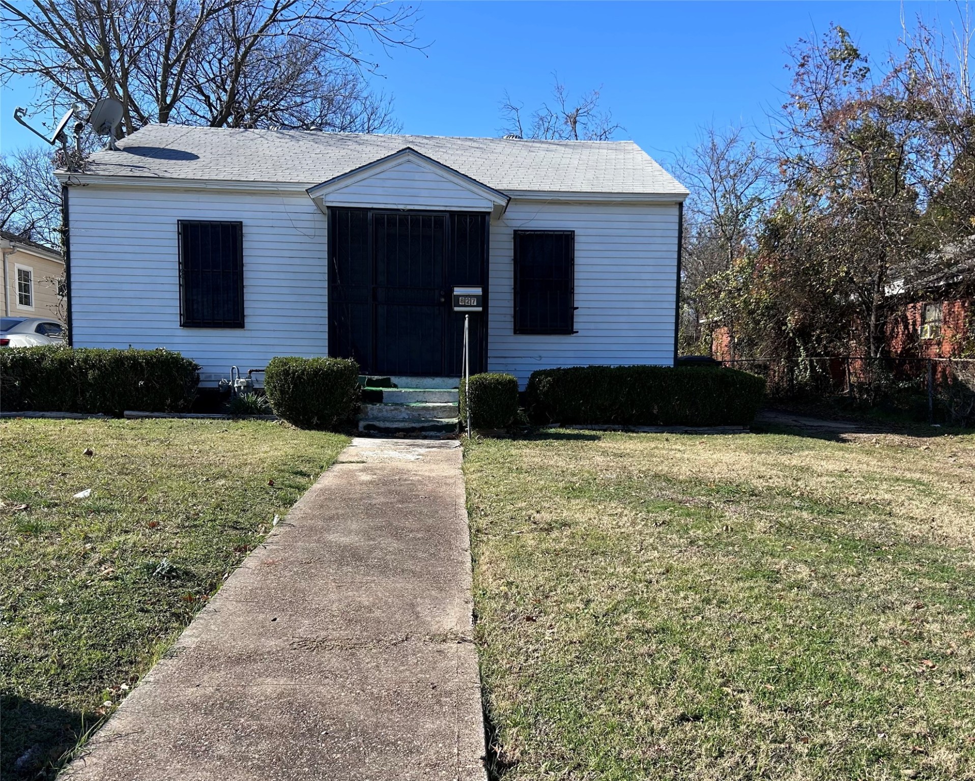 827 Bonnie View Road Dallas TX 75203