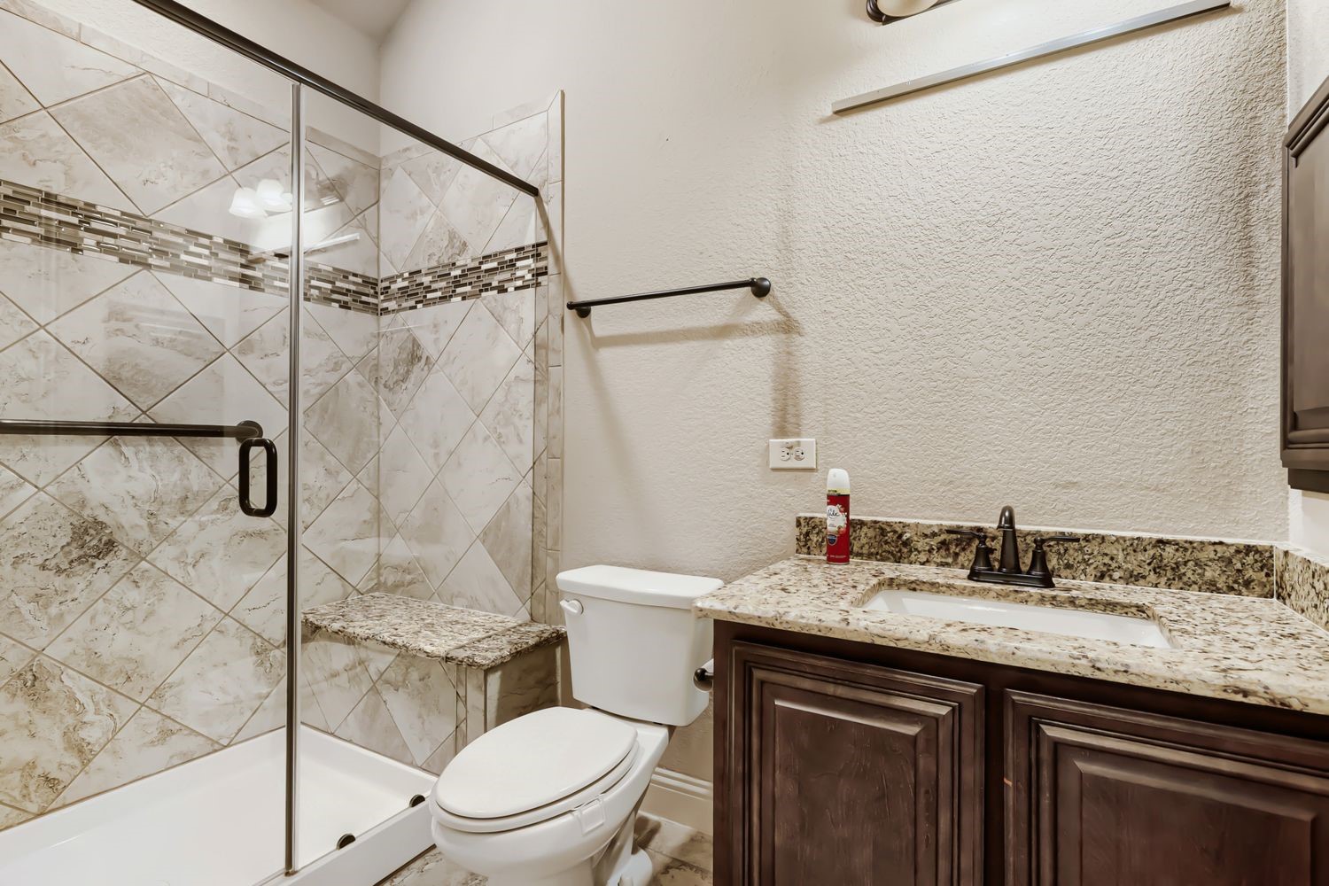 1221 Kittery Drive Desoto TX 75115