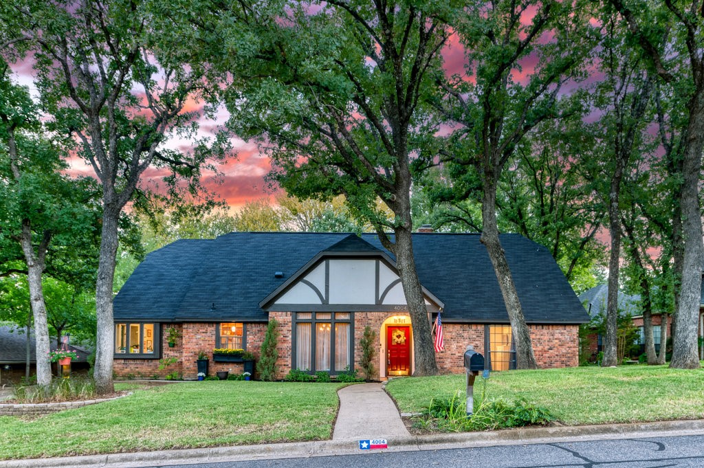 4004 Manorwood Court Arlington TX 76016