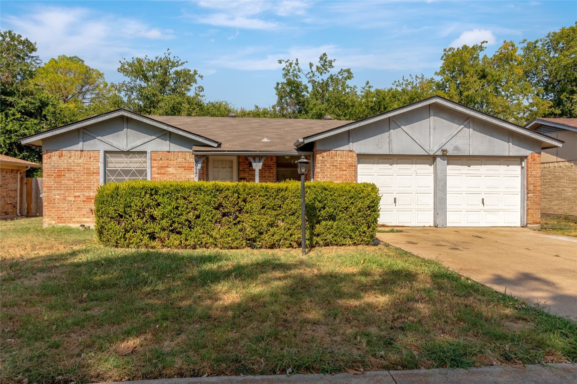 6917 Constitution Drive Watauga TX 76148