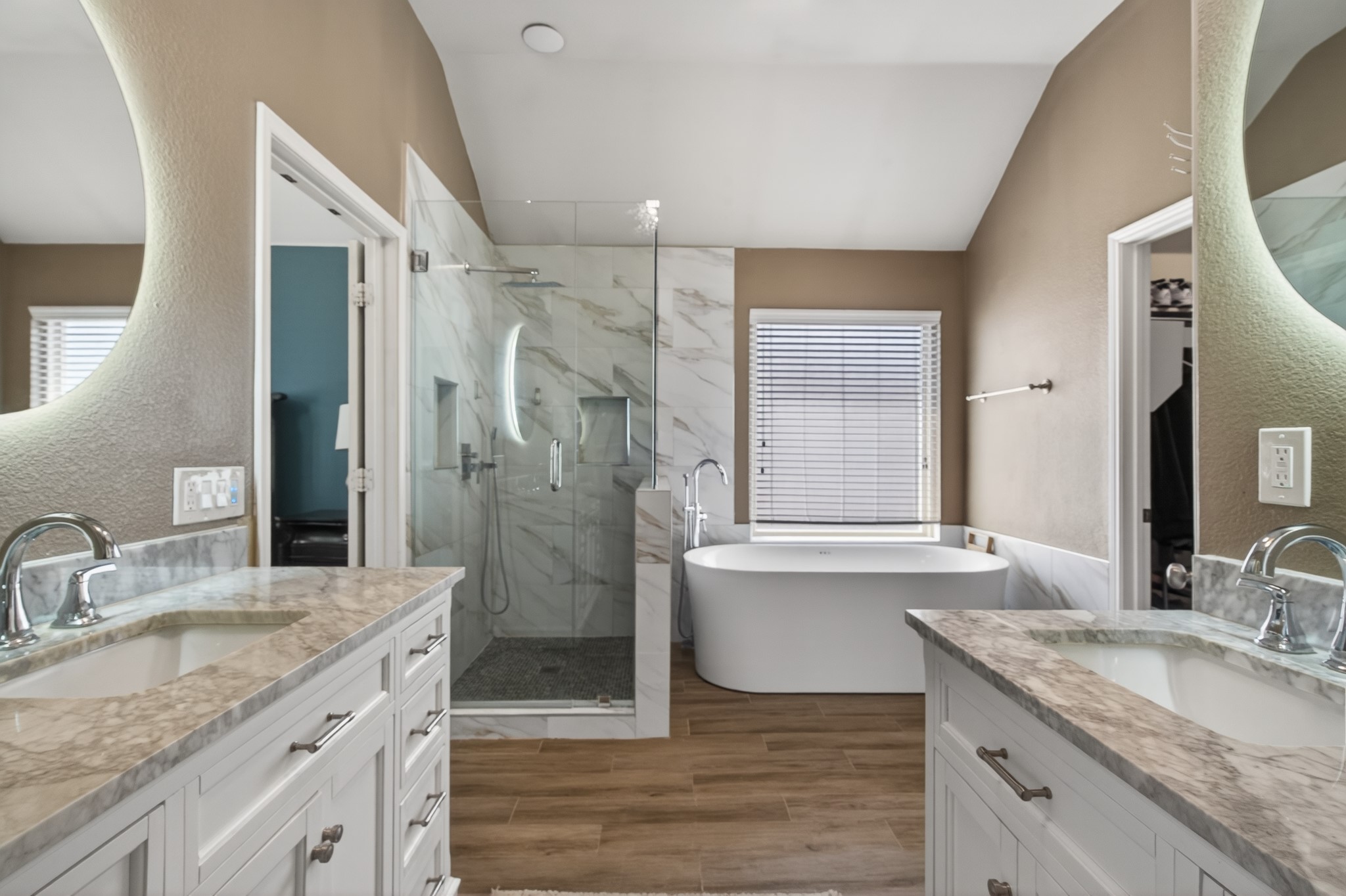 3905 Lacebark Lane Bedford TX 76021