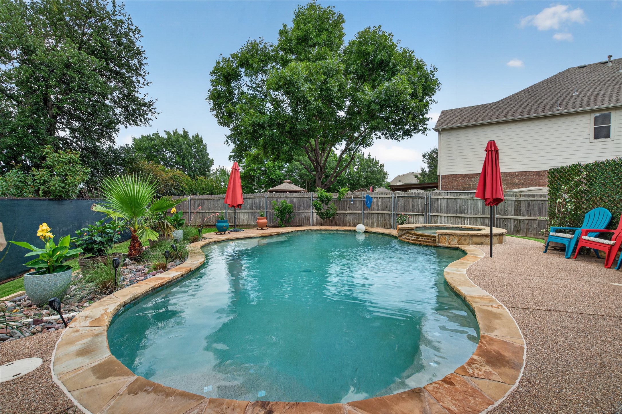 3905 Lacebark Lane Bedford TX 76021