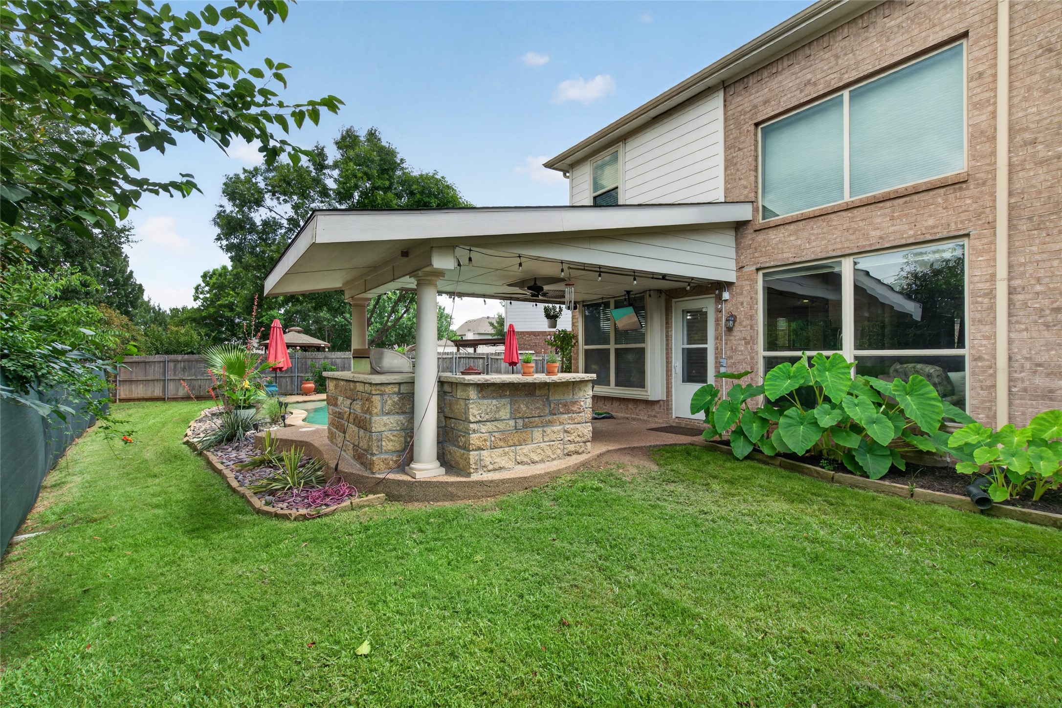 3905 Lacebark Lane Bedford TX 76021