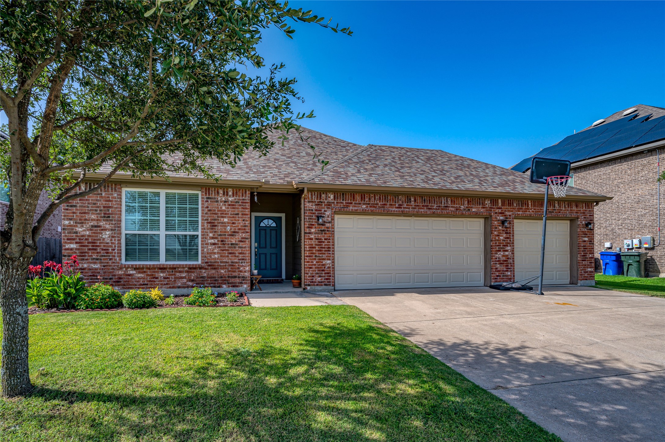 4405 Hummingbird Drive Sherman TX 75092