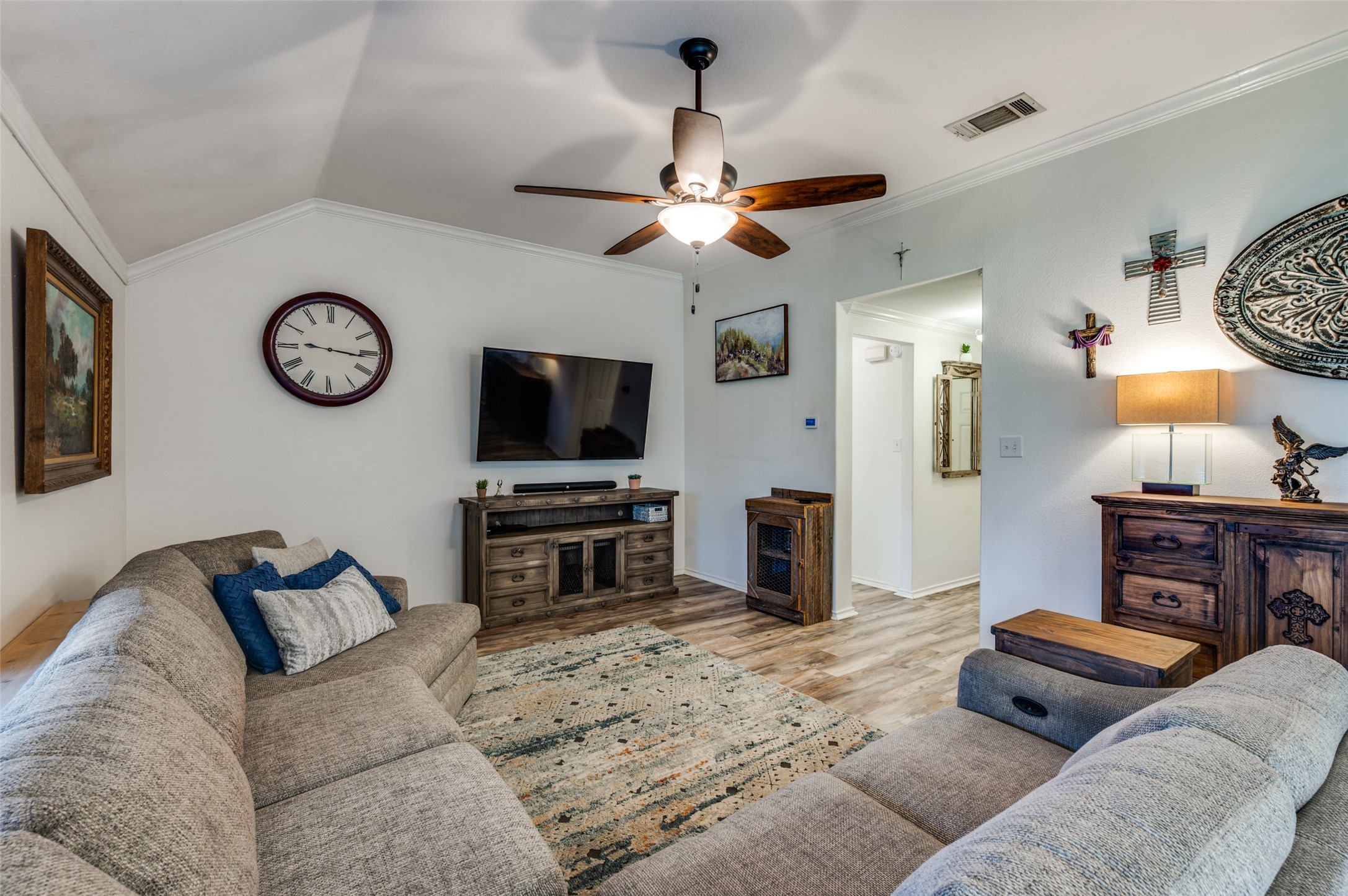 308 Glenview Drive Aubrey TX 76227