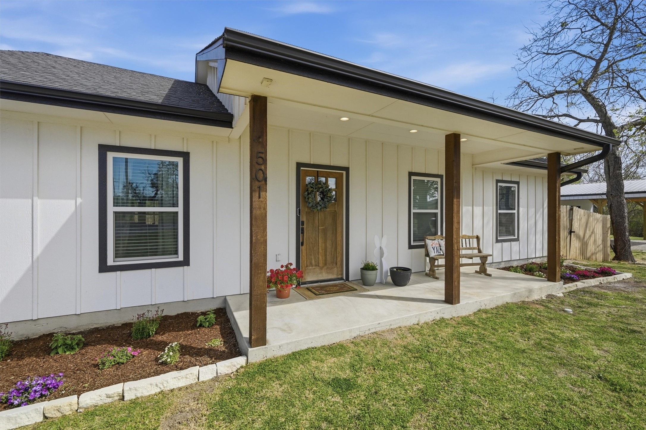 501 Bonham Street Tom Bean TX 75491