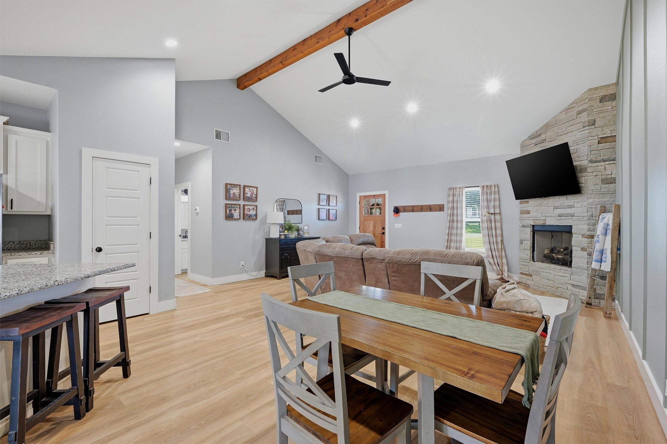 501 Bonham Street Tom Bean TX 75491