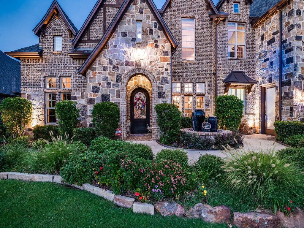 5808 Naples Drive Flower Mound TX 75028