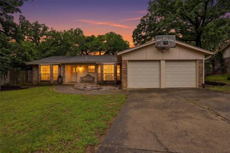 7658 Blue Carriage Court Fort Worth TX 76120