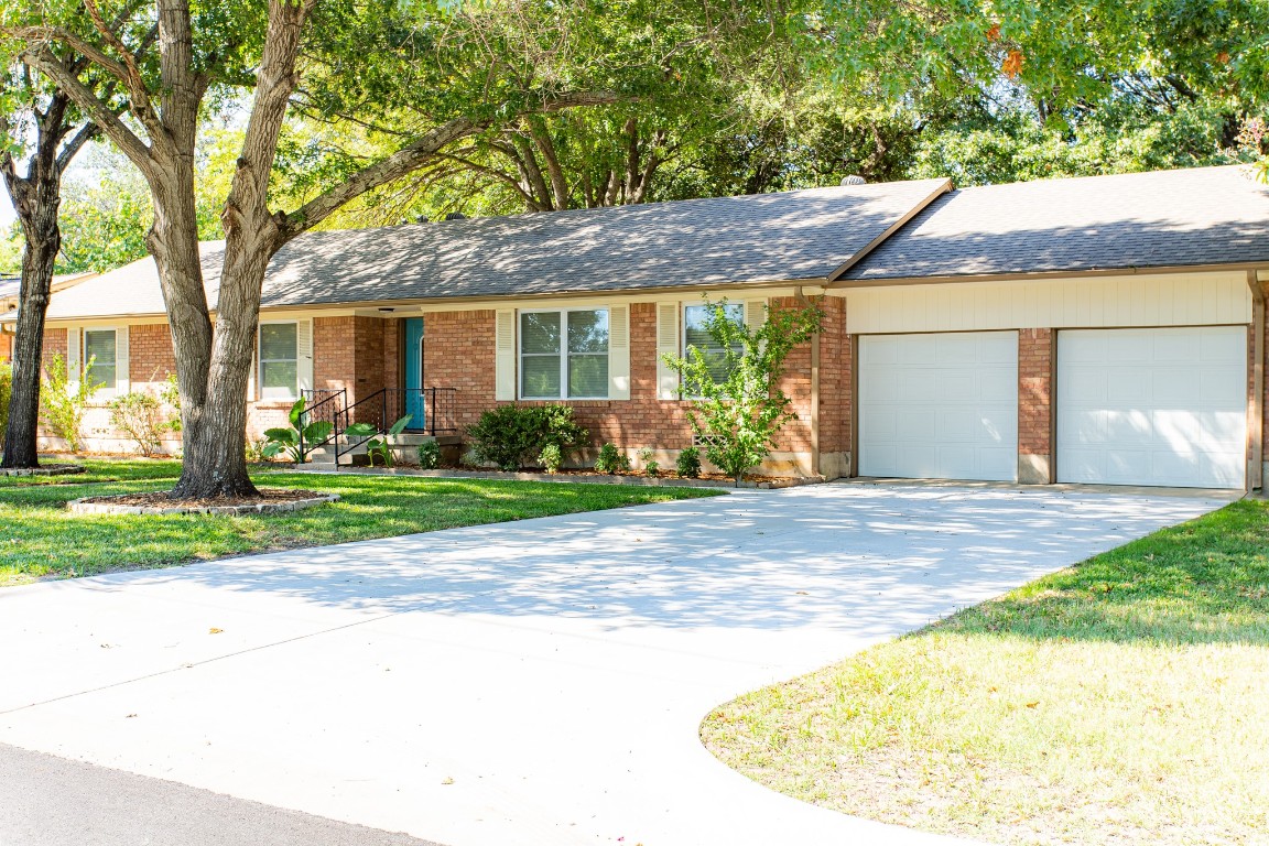 2515 Woodhaven Street Denton TX 76209