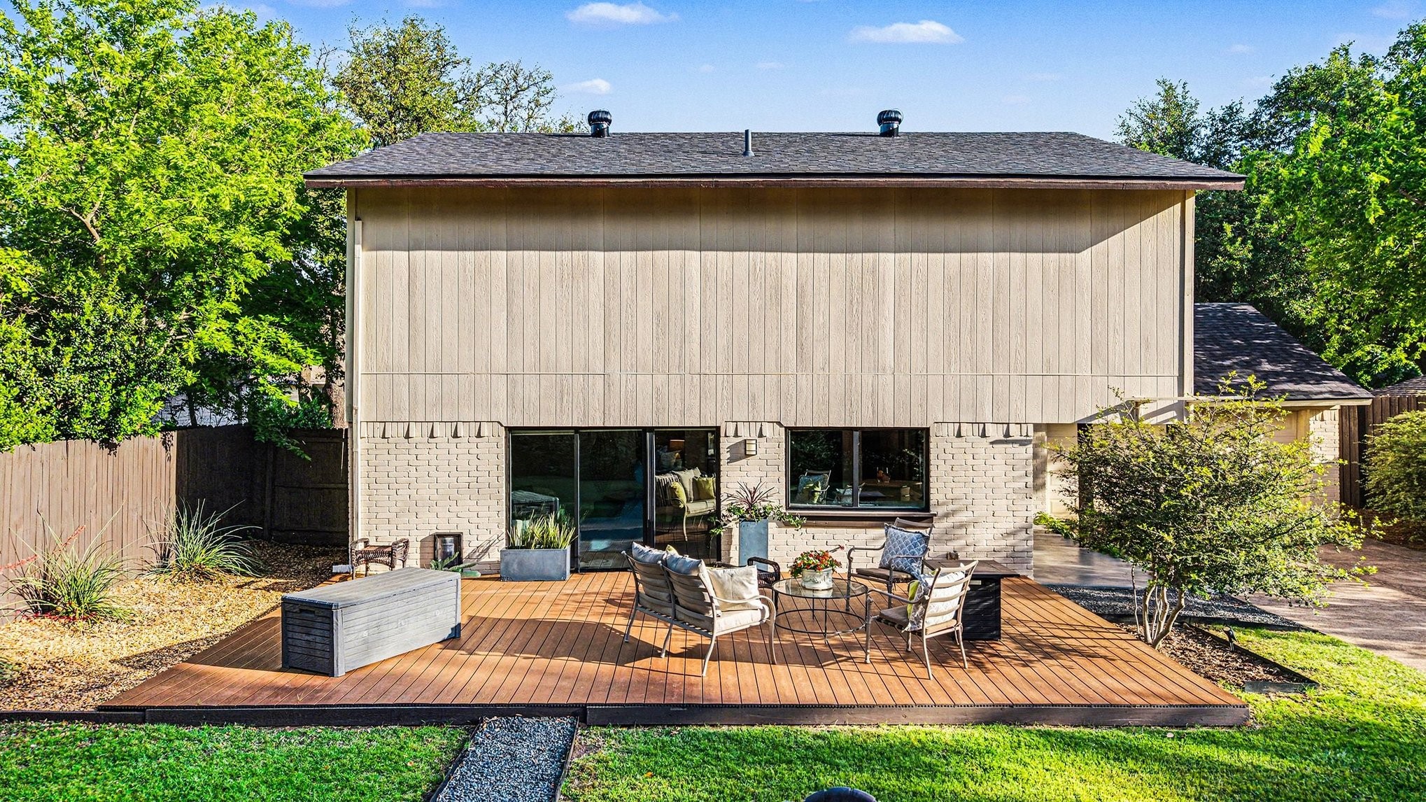 1613 Sara Lane Richardson TX 75081