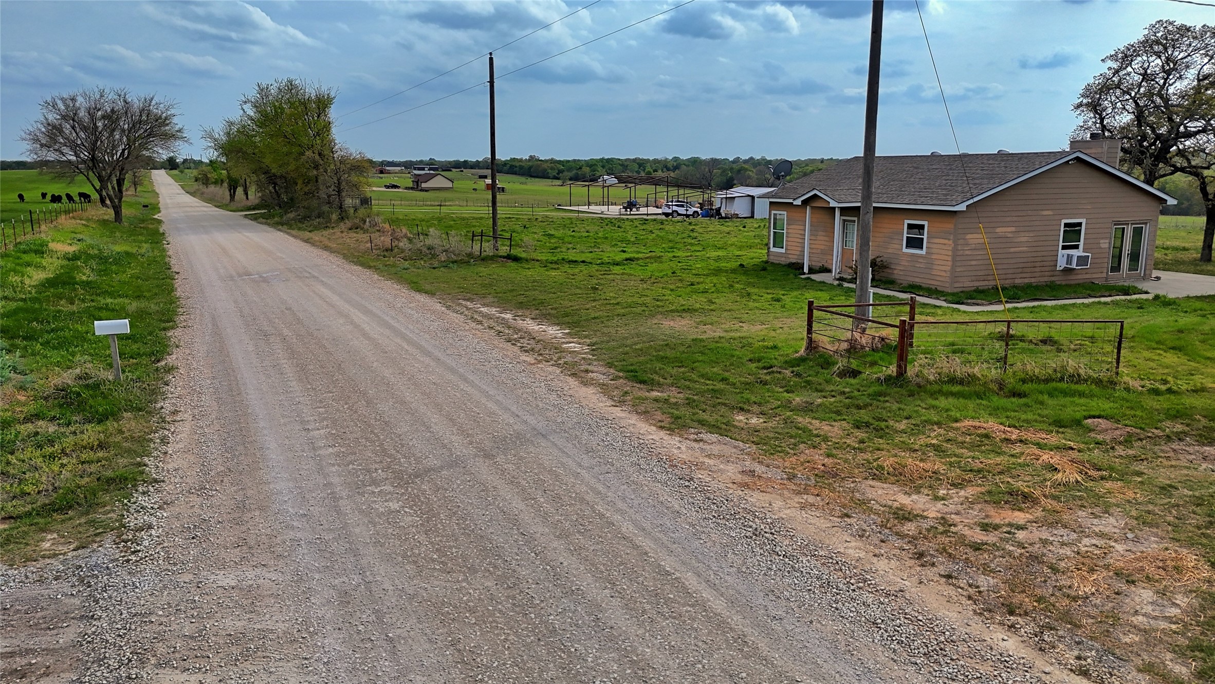 688 Alamo Road Montague TX 76251