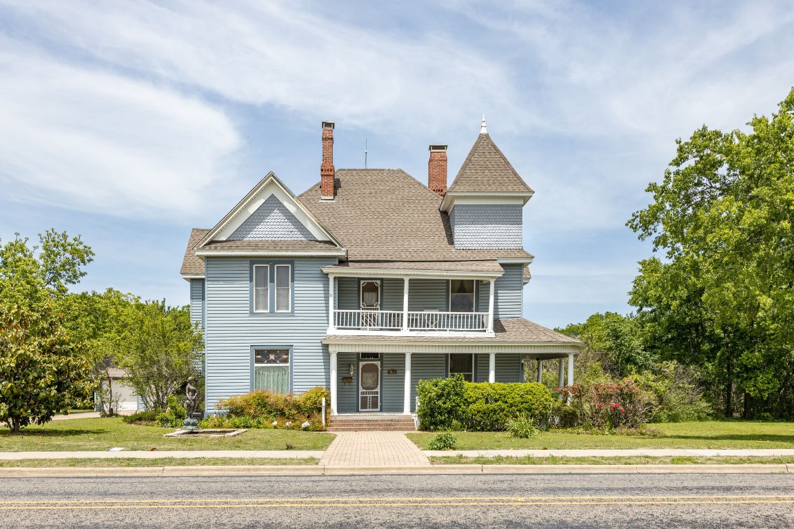 1018 W Main Street Honey Grove TX 75446