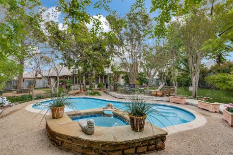 2209 Glascow Court Carrollton TX 75007