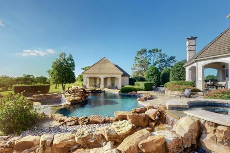 12425 Fm 740 Forney TX 75126