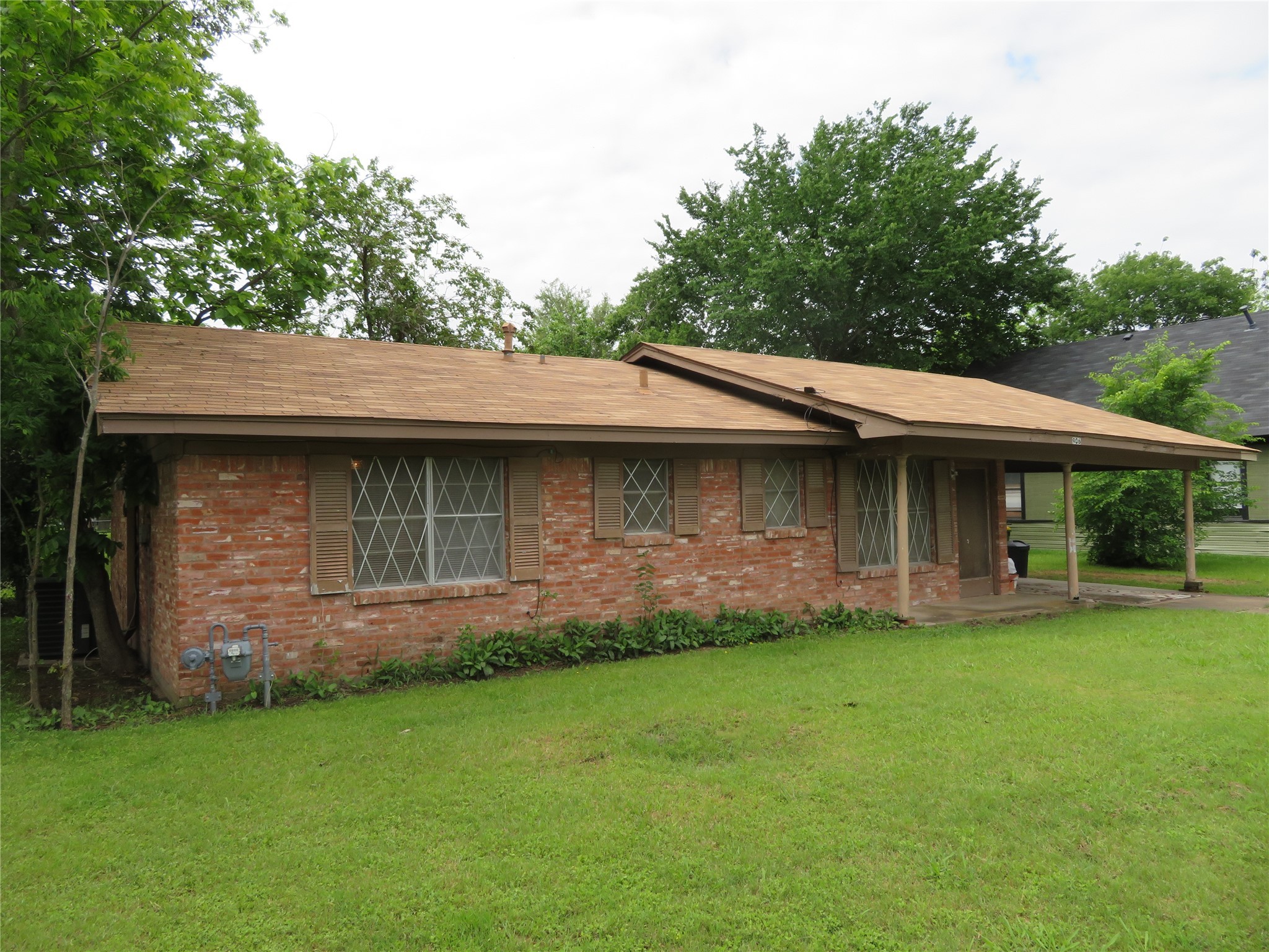 906 Gift Street Marlin TX 76661
