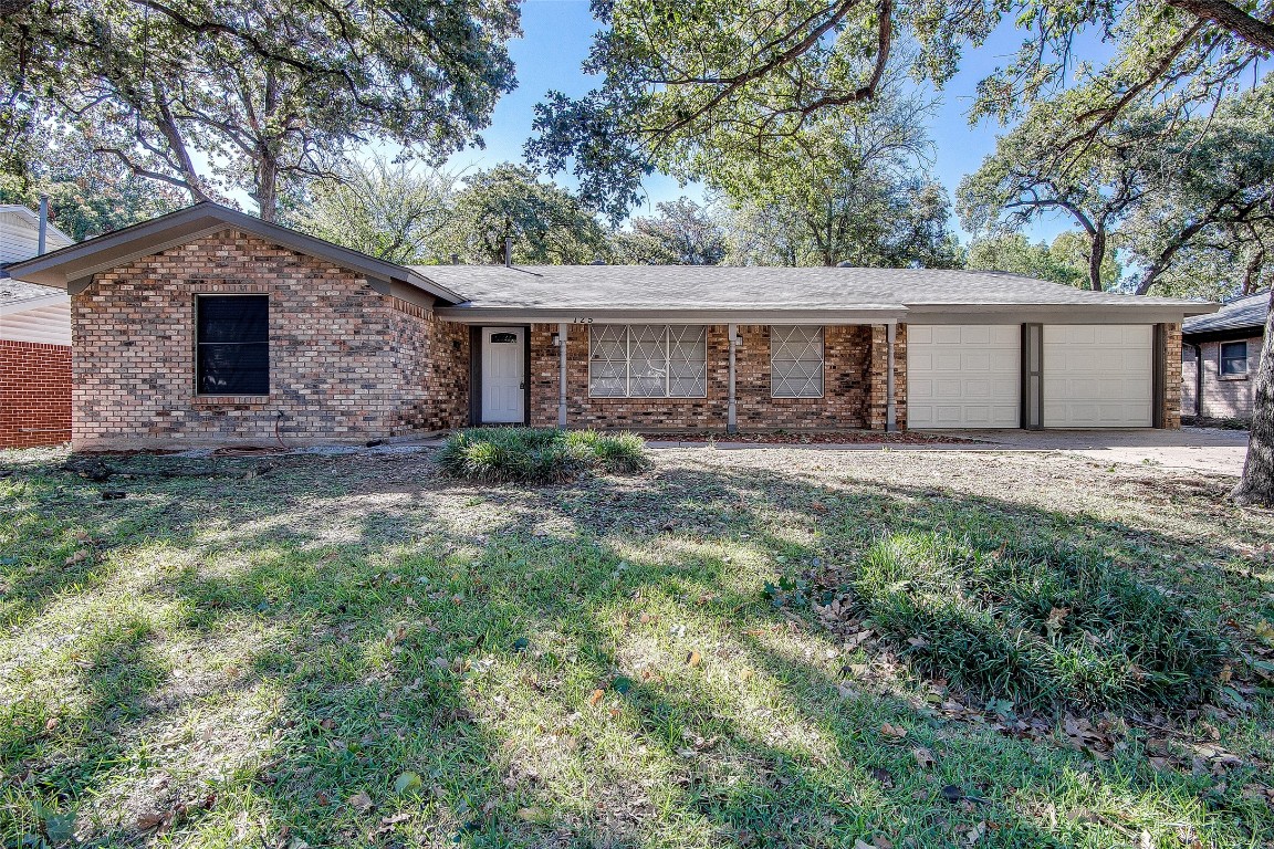 725 Bedford Court W Hurst TX 76053