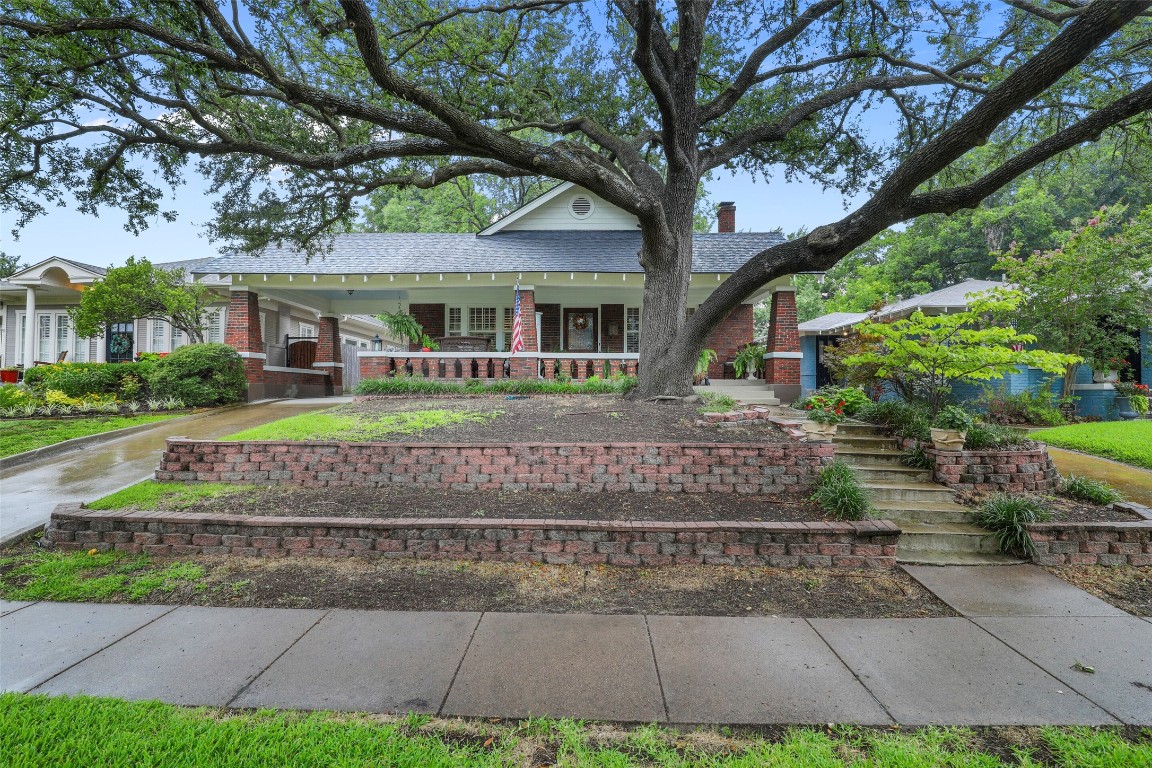 1404 Virginia Place Fort Worth TX 76107